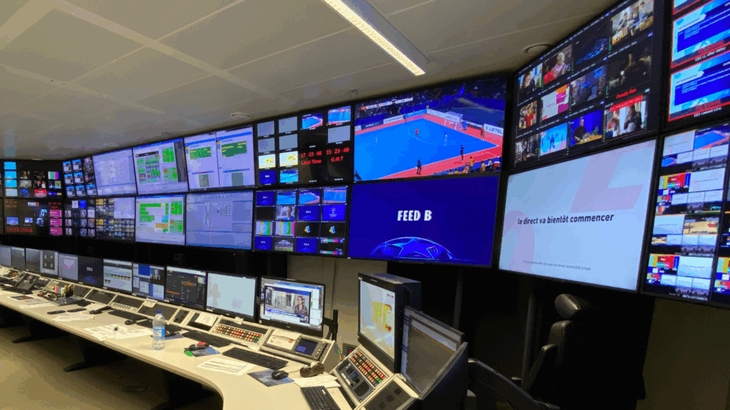 Photo du Centre d’Opérations Réseau (NOC) de BCE